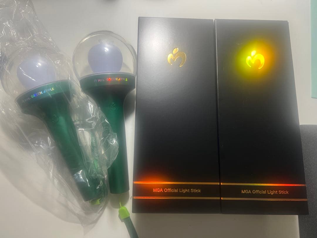 MGA Official Light Stick 2本セット