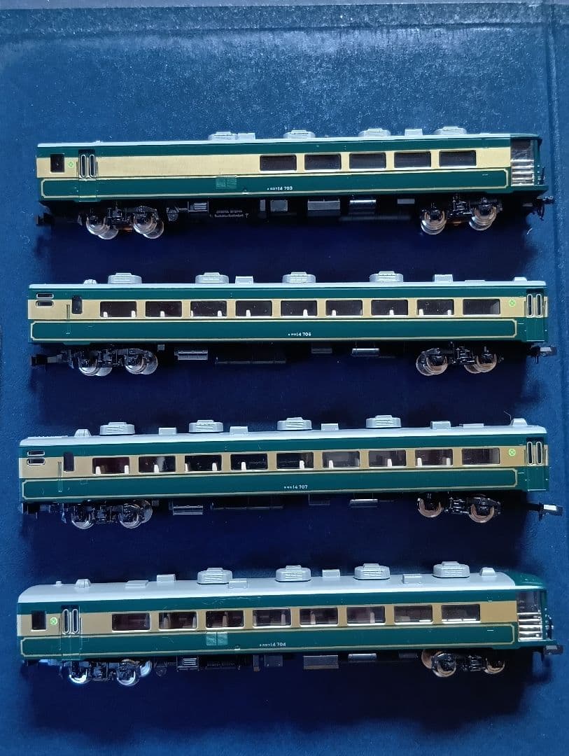 TOMIX JR14-700系サロンカーなにわ 基本・増結セット