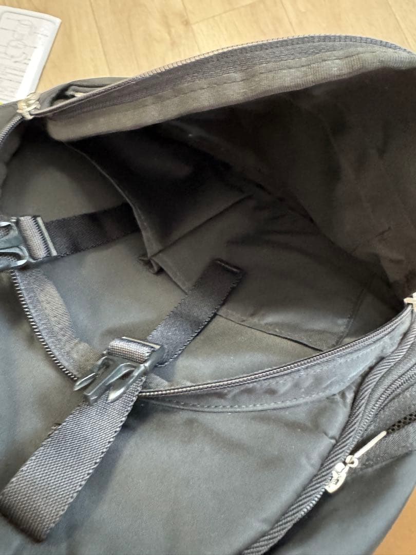 Mr. Backman ブラックバックパック