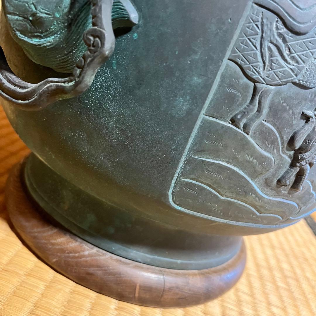 青銅　火鉢　持ち手に亀の装飾