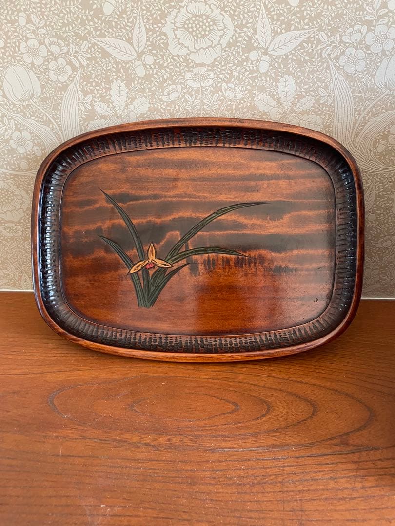 未使用　漆器盆セット 御膳　手彫り花柄