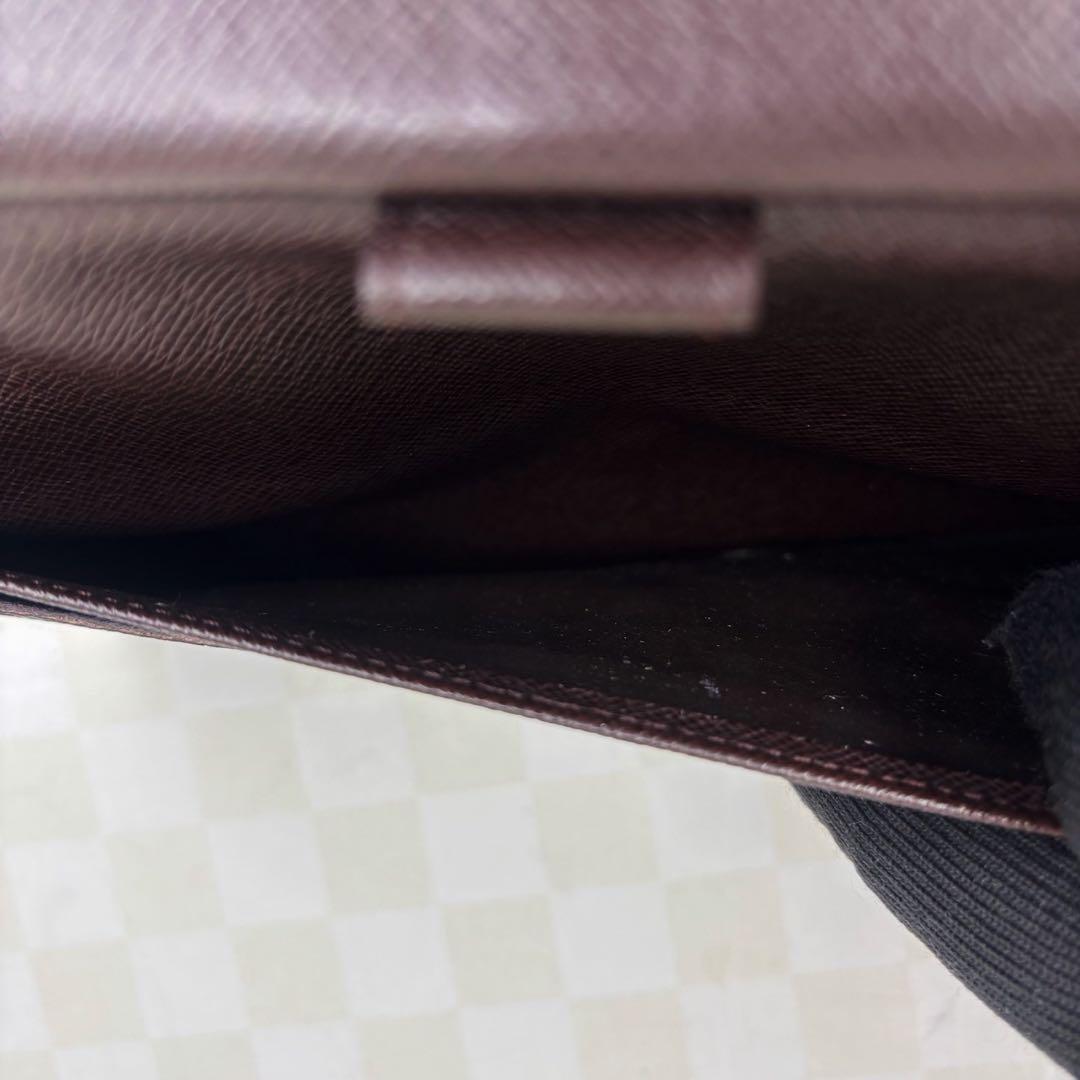美品　LOUIS VUITTON ルイヴィトン　長財布　二つ折り　M05