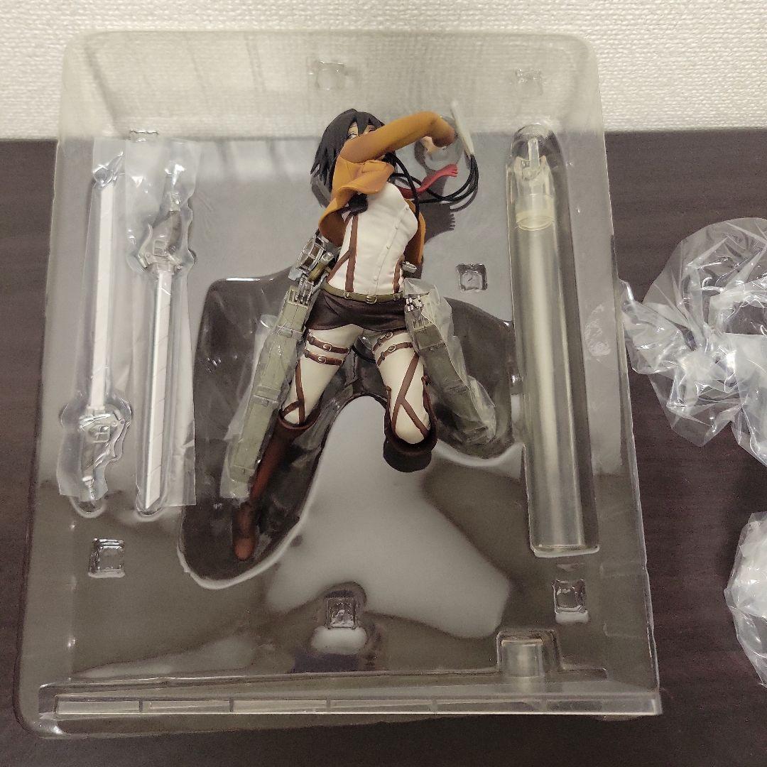 フィギュア　進撃の巨人 ミカサ