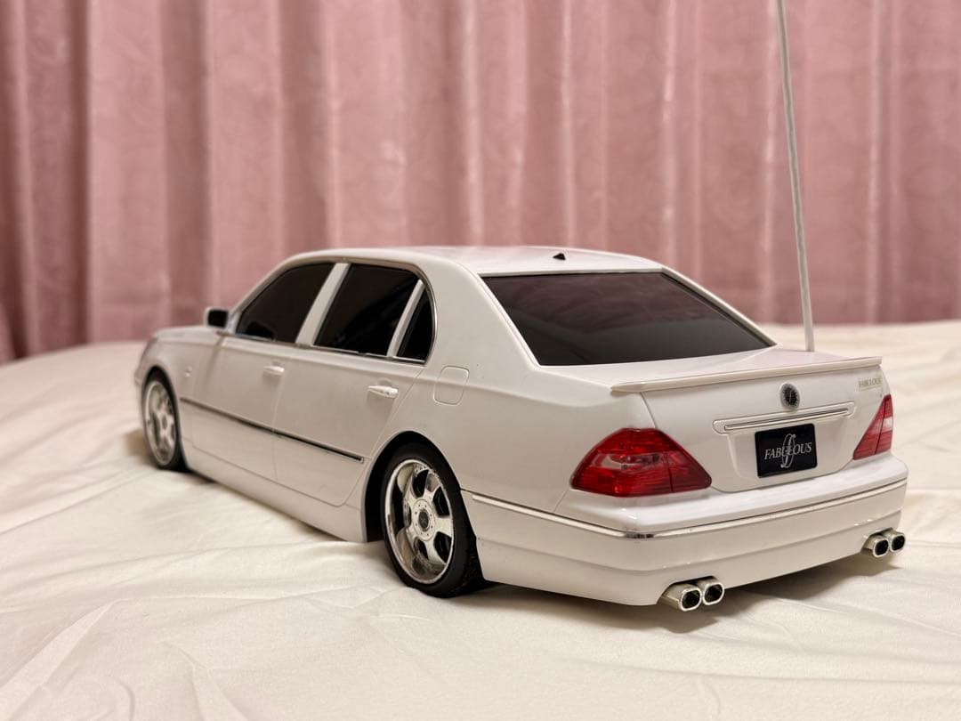 FABULOUS セルシオ　ラジコン1/12 希少　本当に最終値下げ‼️