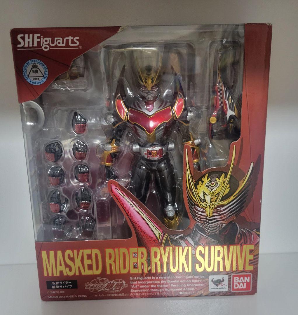 BANDAI S.H.Figuarts 仮面ライダー龍騎サバイブ 新品未開封