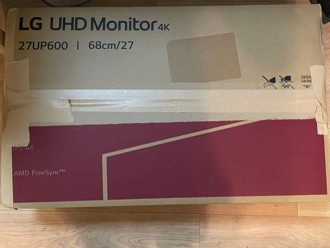 LG 27UP600-W 4Kモニター