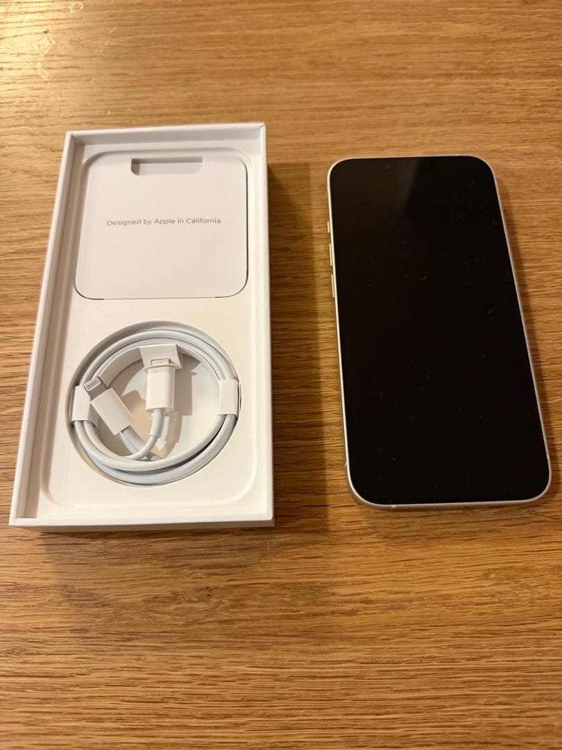 【即日発送】Apple iPhone 14 ホワイト 本体美品