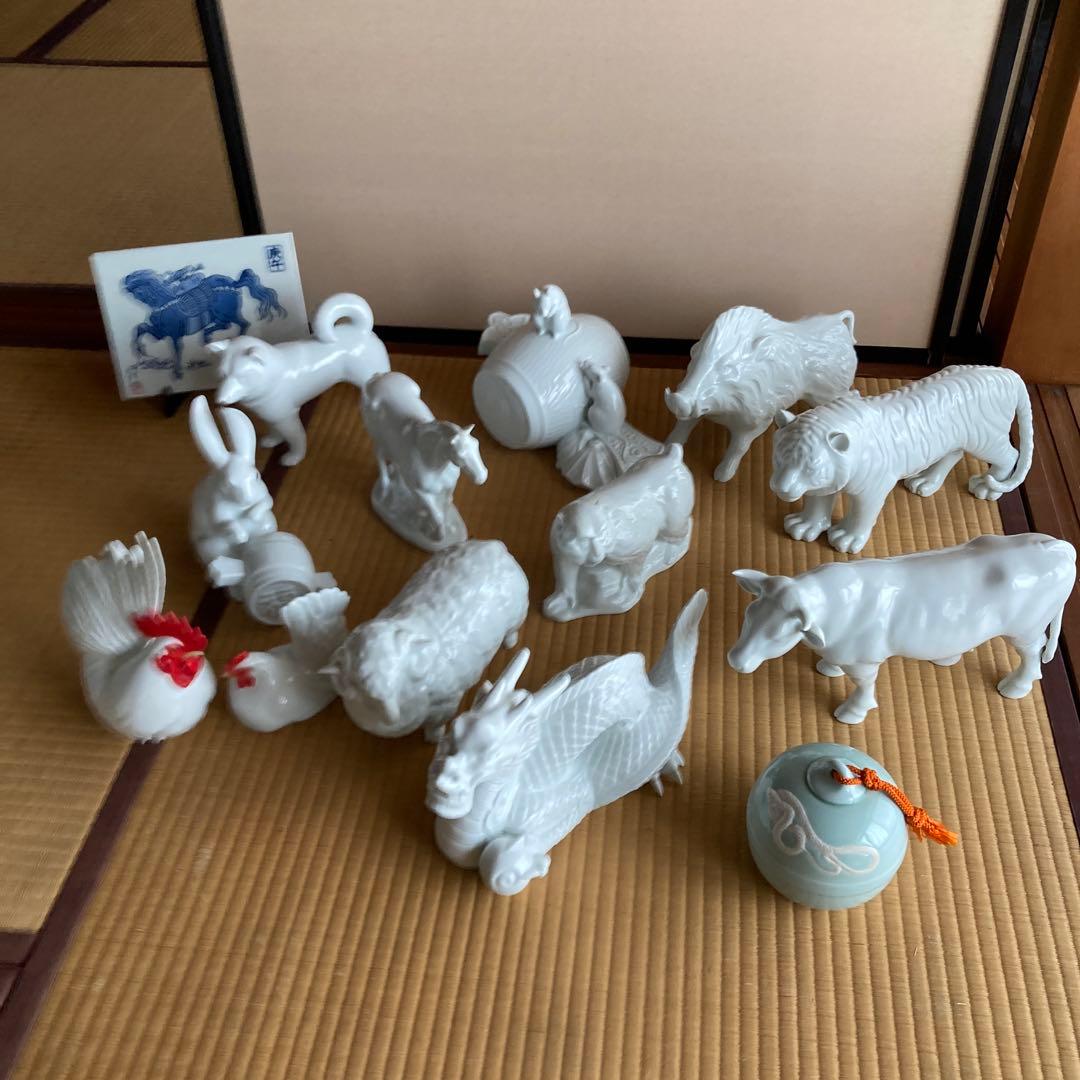有田焼　白磁　12干支　置物セット