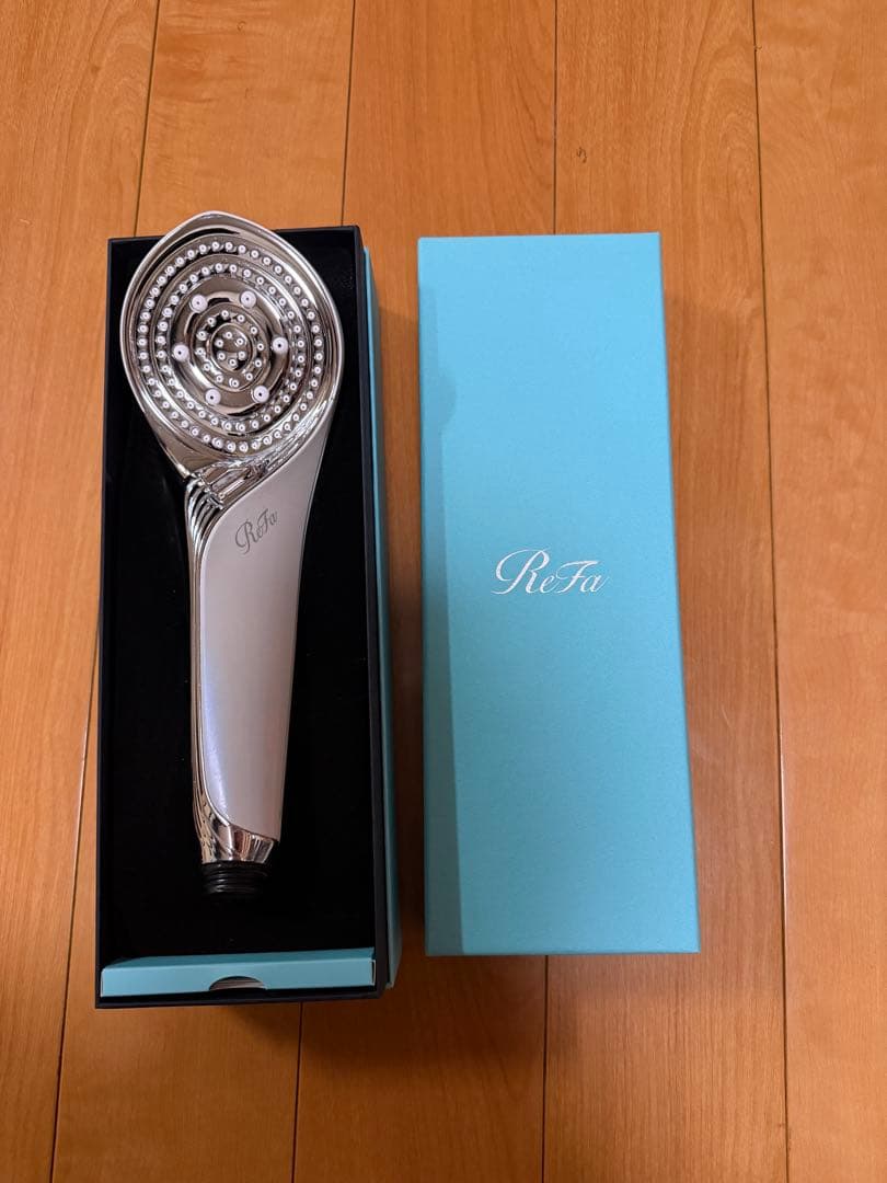 ReFa シャワーヘッド シルバー/ホワイト 箱付き