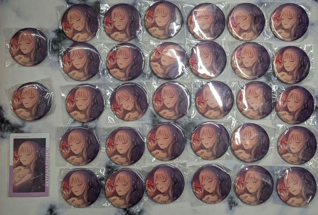 プロセカ　缶バッジ　32a グリ缶 暁山瑞希　32個 おまけカード