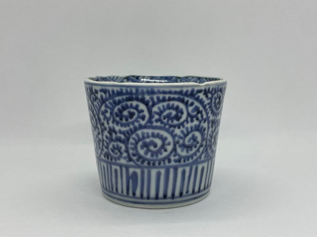 【和食器】古伊万里　少し大きめの蛸唐草蕎麦猪口　向付