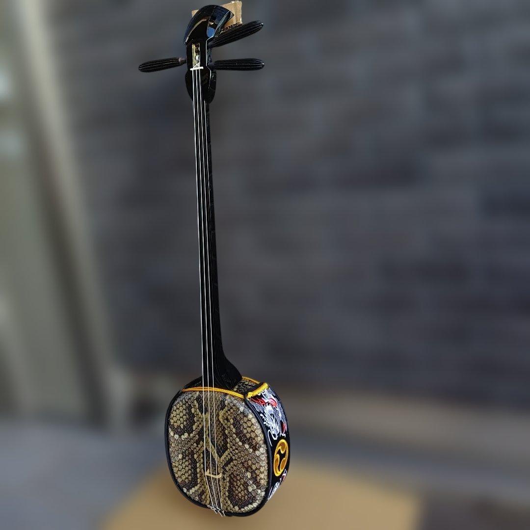 米須三線店 黒塗り強化二重貼り 500g 名店の高級三線