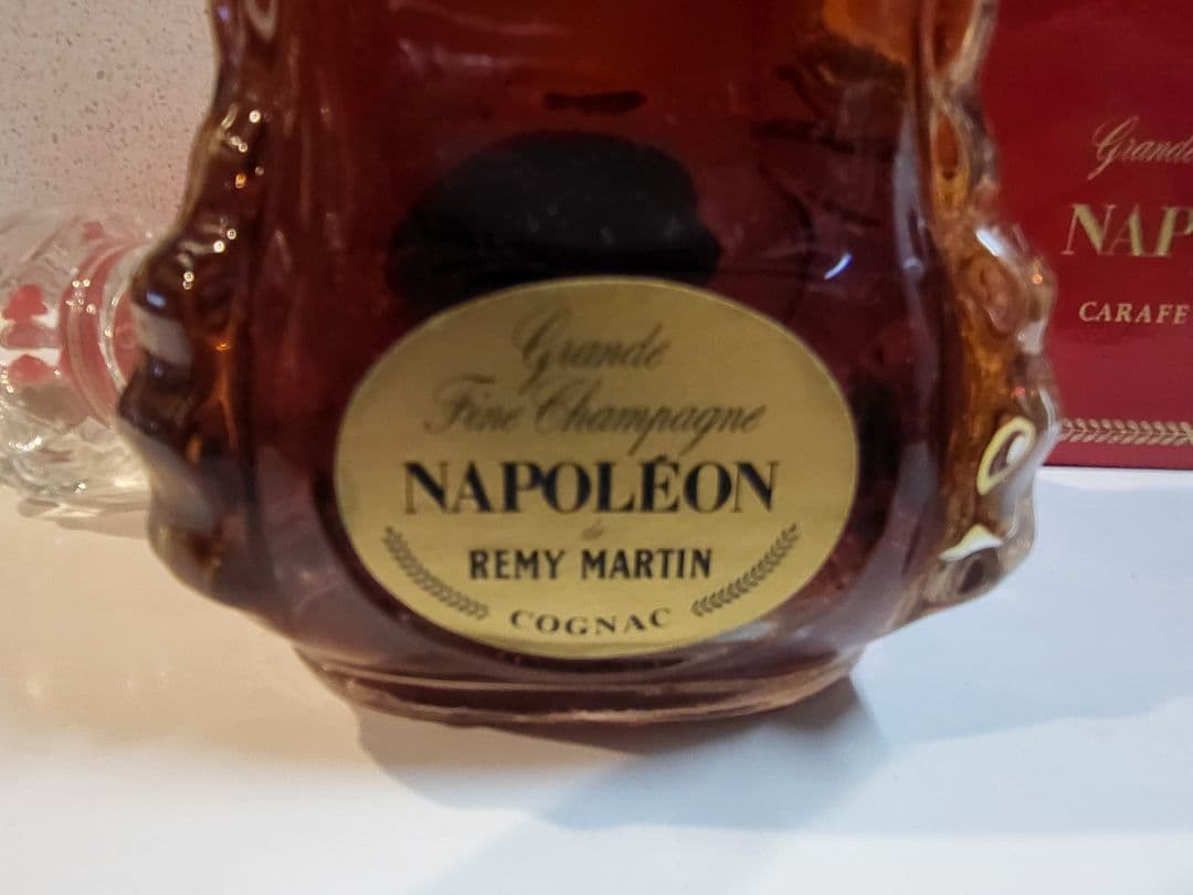 ウイスキー REMY MARTIN NAPOLEON COGNAC 750ml