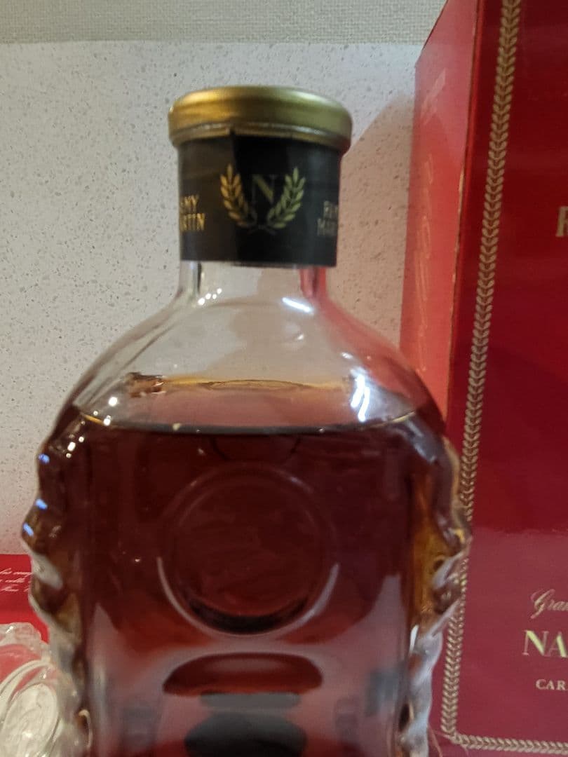 ウイスキー REMY MARTIN NAPOLEON COGNAC 750ml