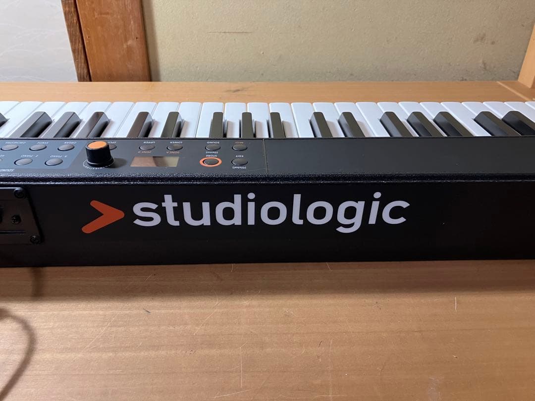 Studiologic numa compact2 純正ソフトケース付き