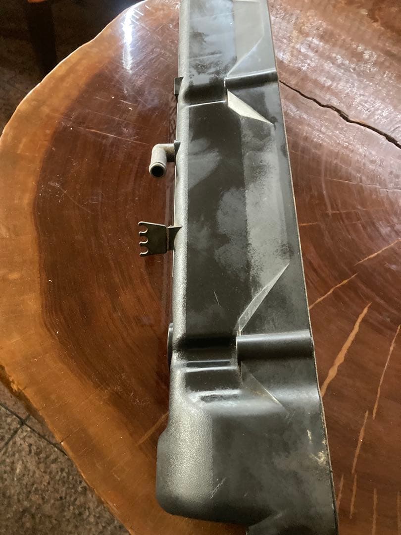 希少L型樹脂製ヘッドカバー