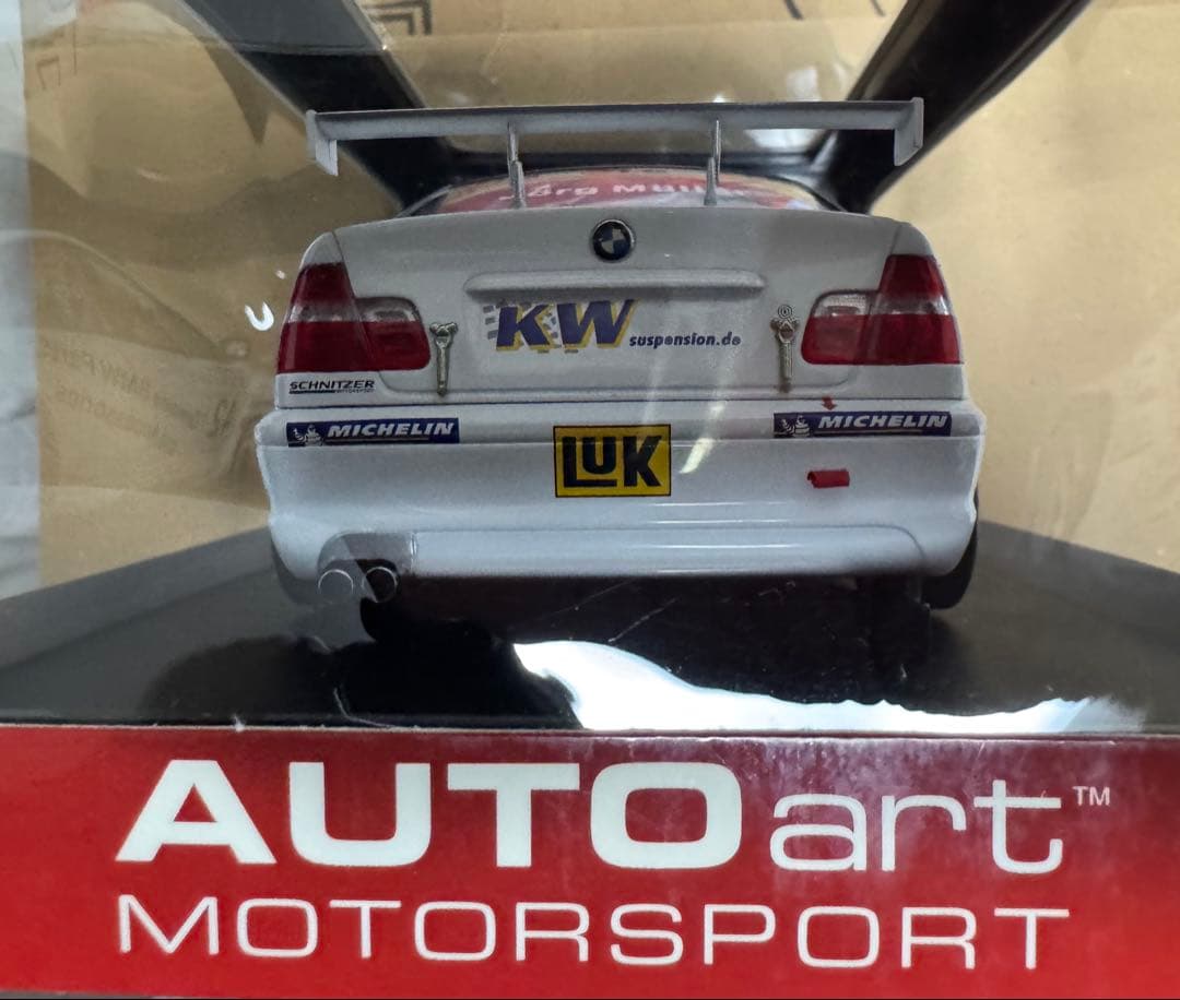 早い者勝ち　BMW WTCC E46320iレースカー42号車　 1/18