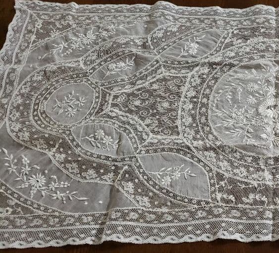 フランスアンティーク ノルマンディーレース