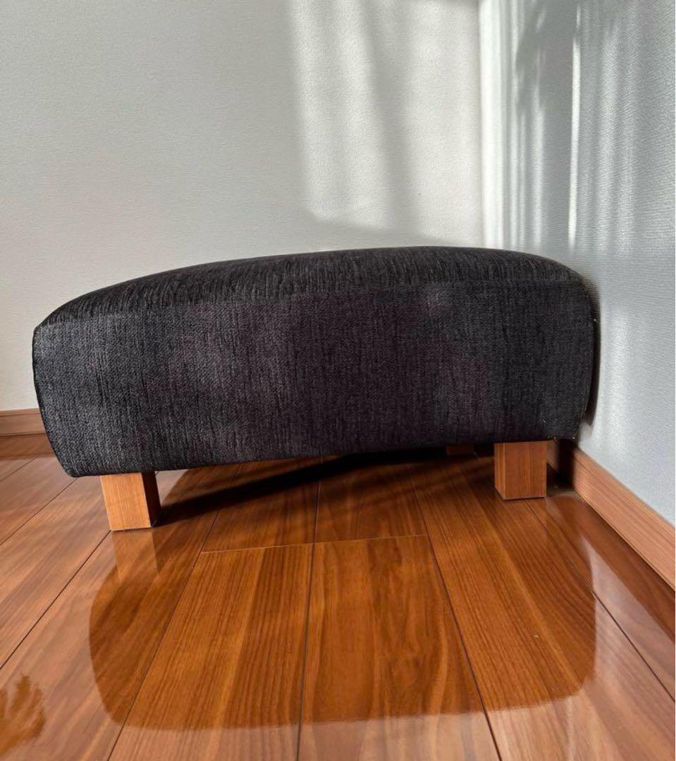 ノイエス　NOYES オットマン　Decibel C4