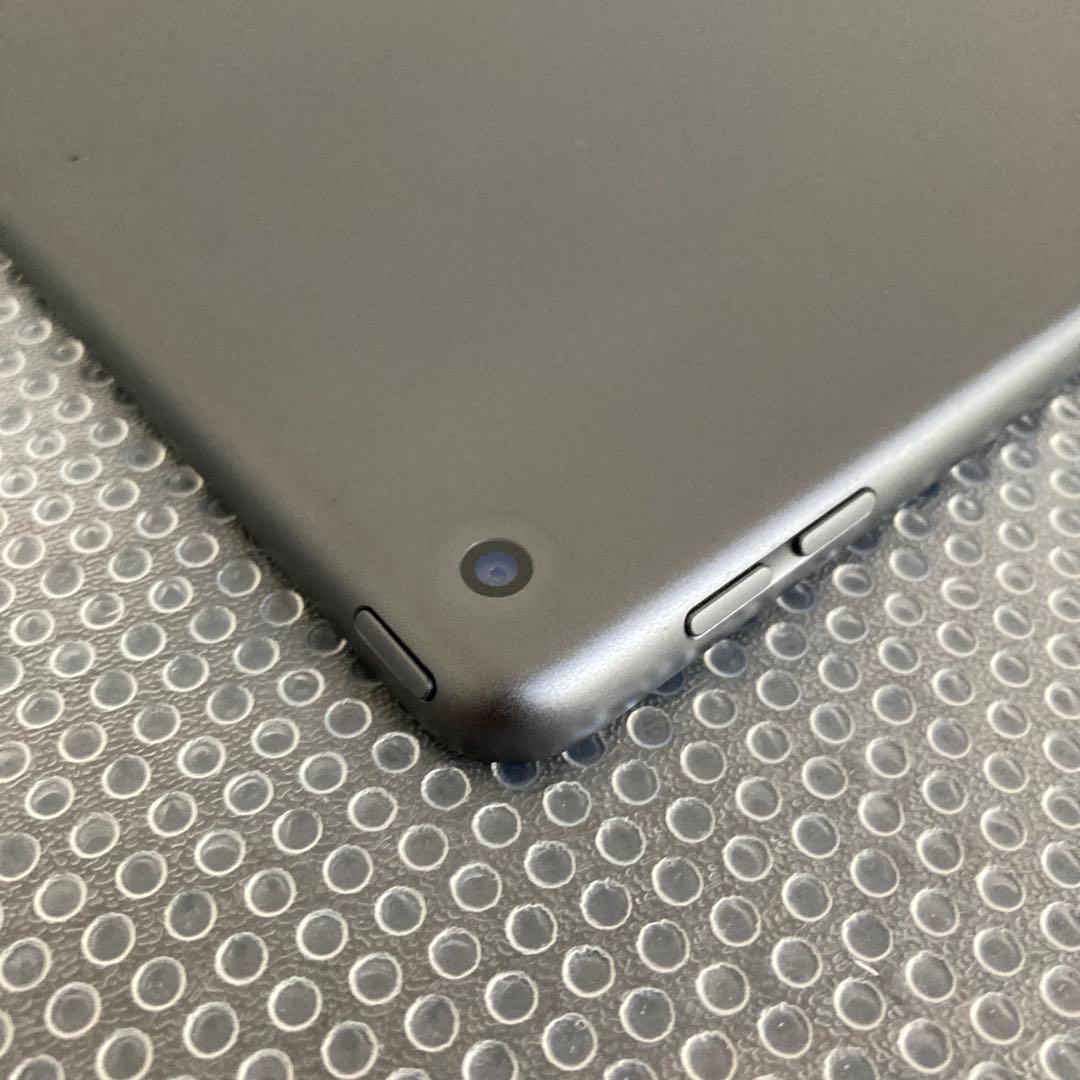 2962【早い者勝ち】iPad8 第8世代 32GB WIFIモデル☆