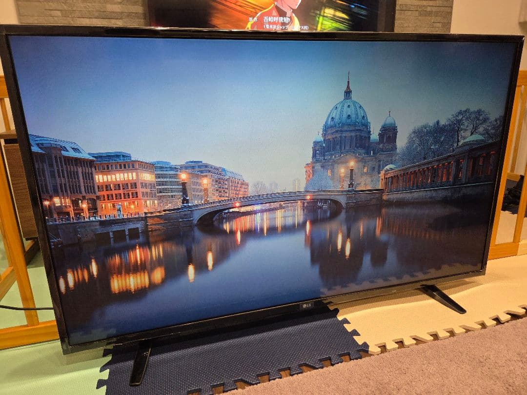 【送料込み】 LG　液晶テレビ 49インチ　49UH6100 4K