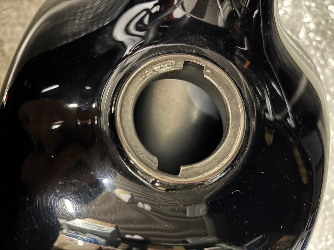 FTR223 黒タンク クロームキャップ付き　最終値下げ