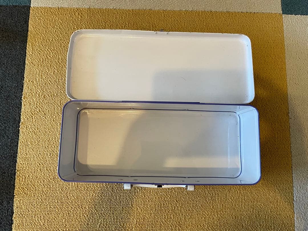 スーパーマリオ　缶バッグ　レトロ