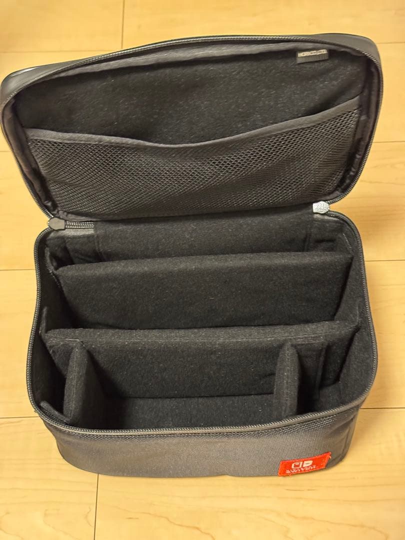 Nintendo Switch 本体 (キャリングケース付)