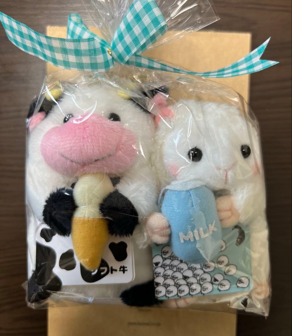小岩井農場　ソフト牛　ミルキー羊　ぬいぐるみ2個セット