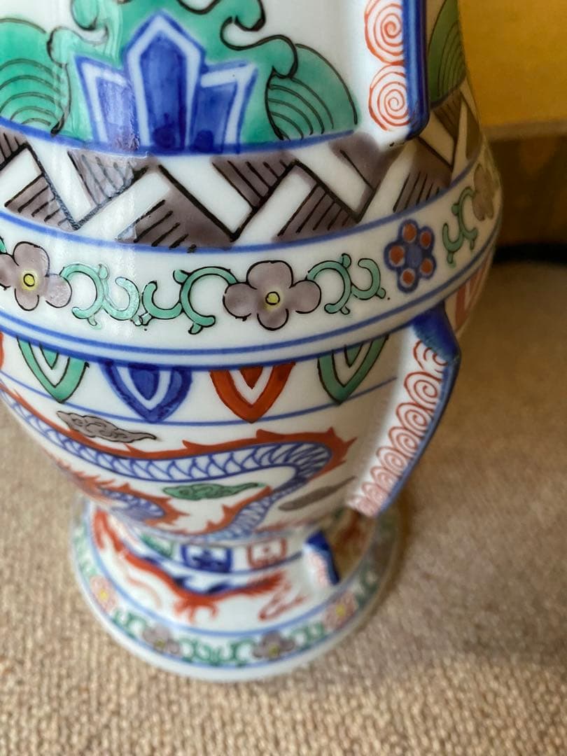 大明萬暦年製銘 染付赤絵花瓶　30.5㎝