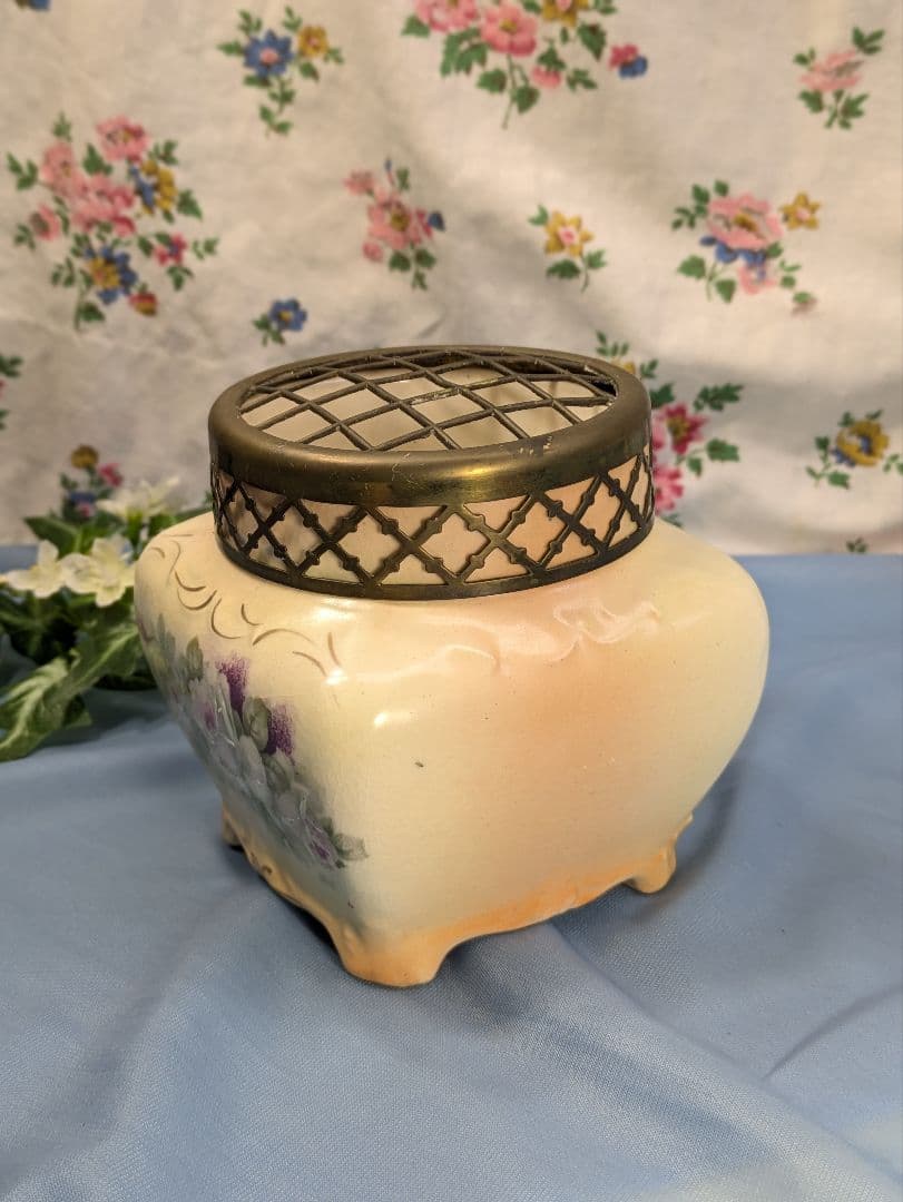 英国 アンティーク 陶器製 花器 一部ハンドペイント