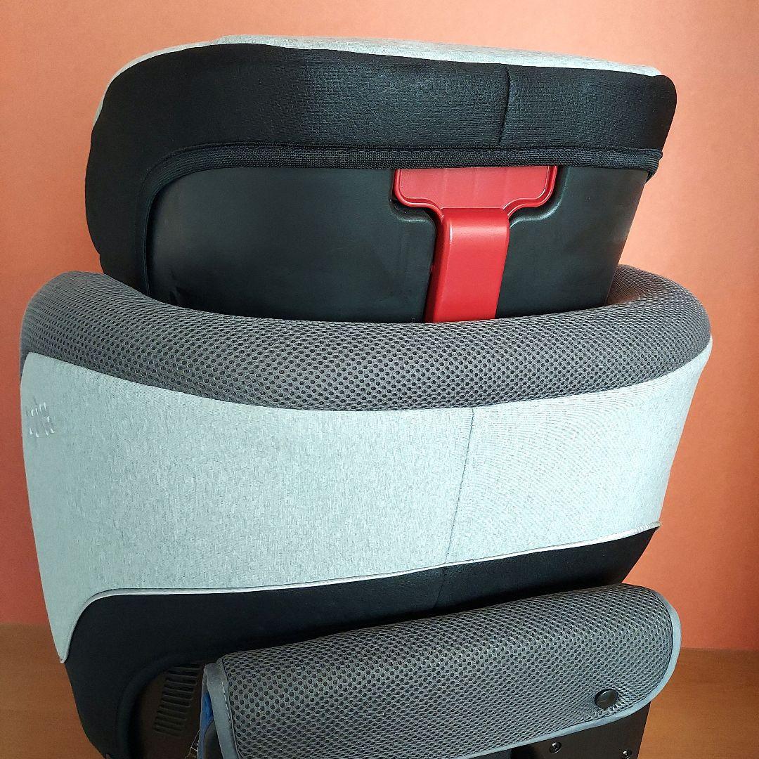 送料込み アップリカ クルリラチャイルドシート Aprica