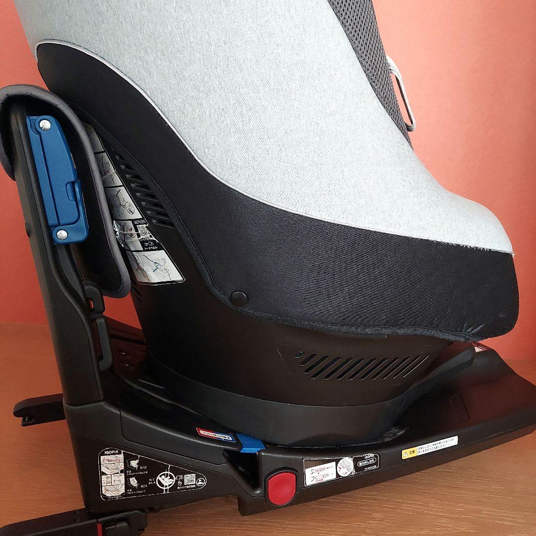 送料込み アップリカ クルリラチャイルドシート Aprica