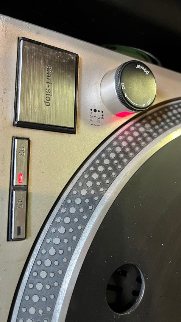 Technics SL-1200 MK2 ターンテーブル通電あり