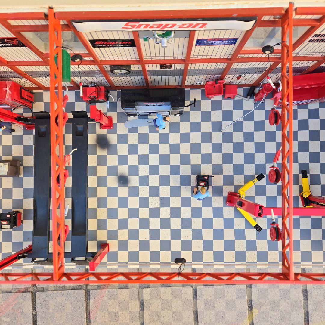 Snap-on/スナップ・オン　'ガレージ・模型７６.6ｃｍ
