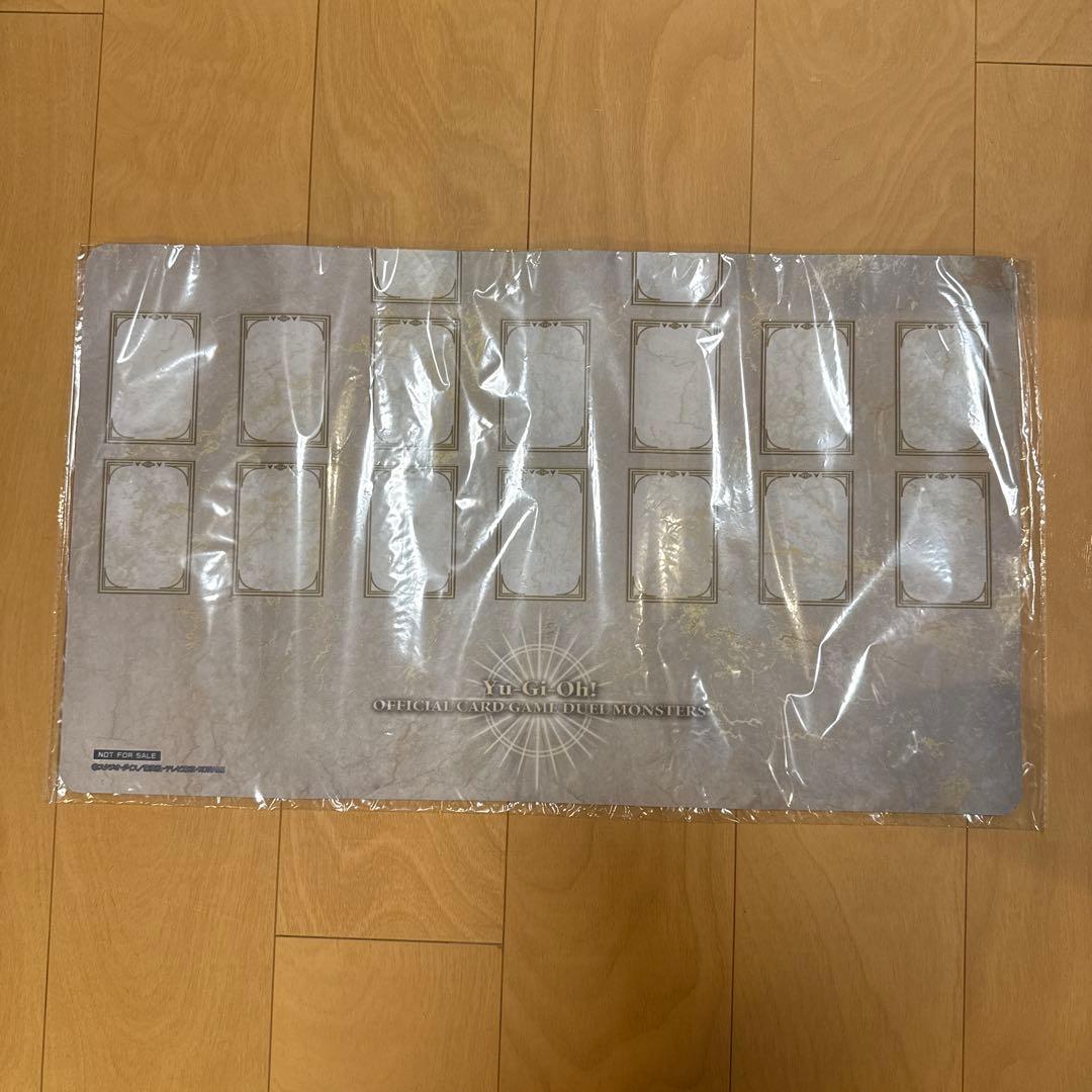 遊戯王　DKC プレイマット 白 未開封