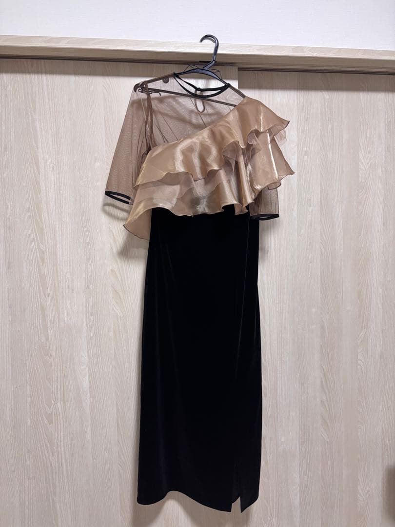 【ぽっちゃま】アシンメトリーティアードフリル3WAYベロアIラインドレス