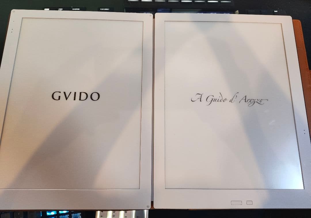 【ほぼ新品】GVIDO dms-w1セット(牛革カバー・フットペダル)電子譜面