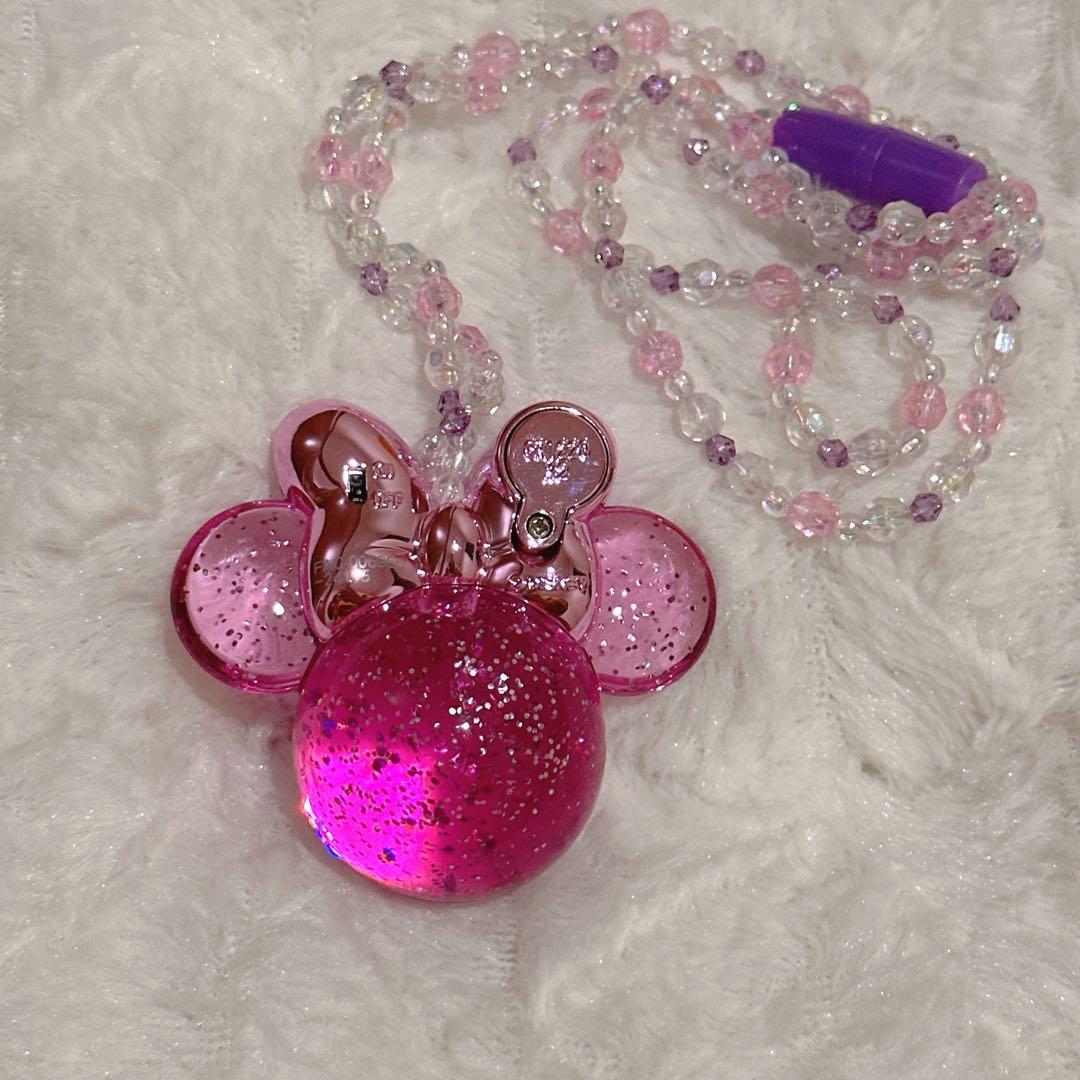 ディズニー　ミニー　光るネックレス　ペンダント　パルパルーザ