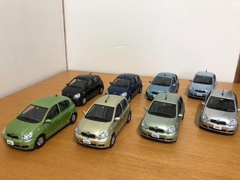 TOYOTA Vitz 1/24 ミニカー 13台