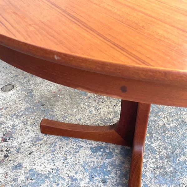 北欧ビンテージ　デンマーク　伸縮ダイニングテーブルテーブル　円形