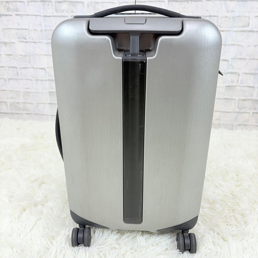 サムソナイト inova シルバー キャリーケース 4輪 samsonite