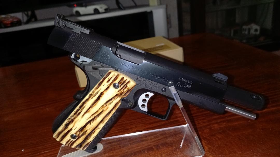 B.W.C ミルズカスタム　ブルーイングモデル