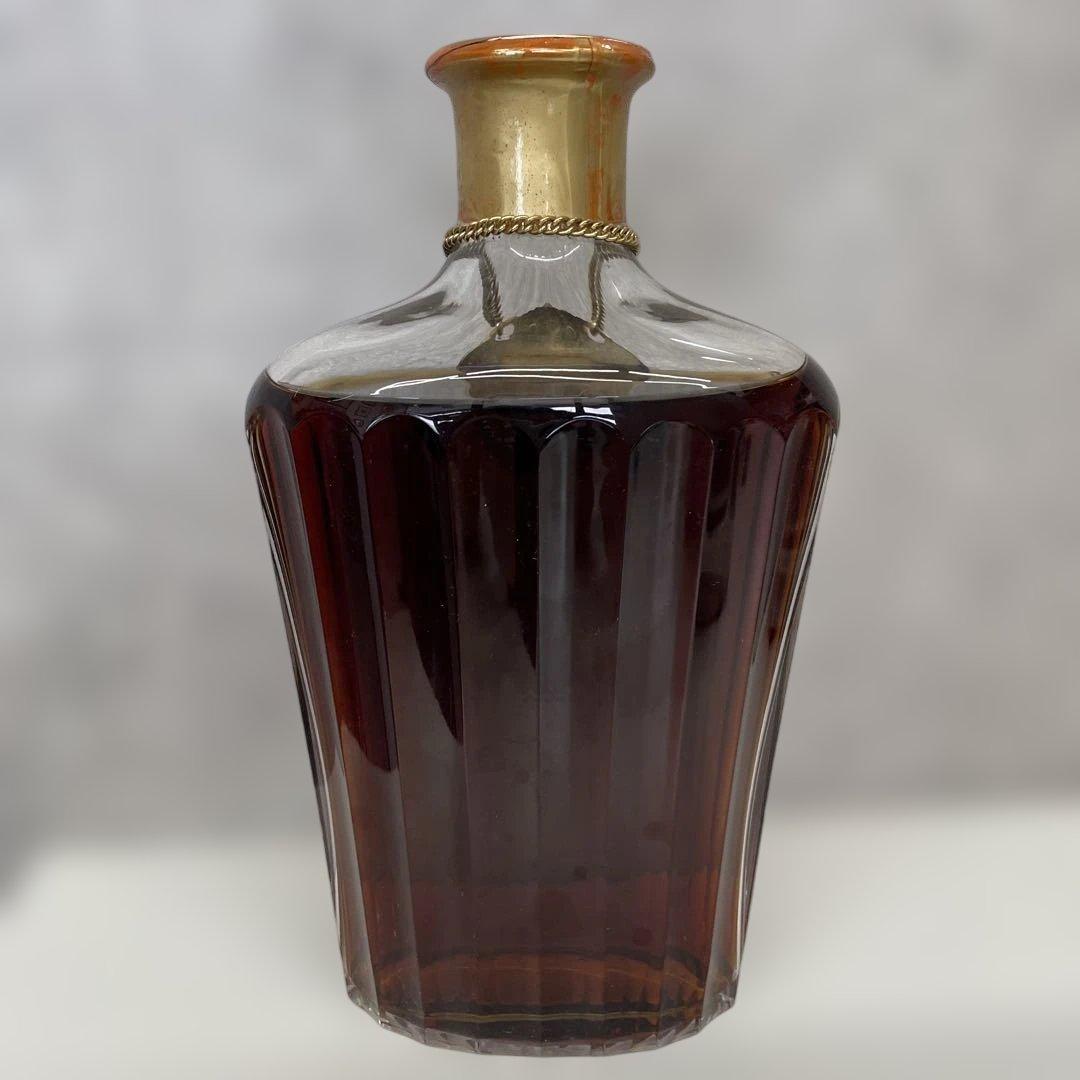 カミュ　コニャック　バカラ2000ギフトボックス 未開封