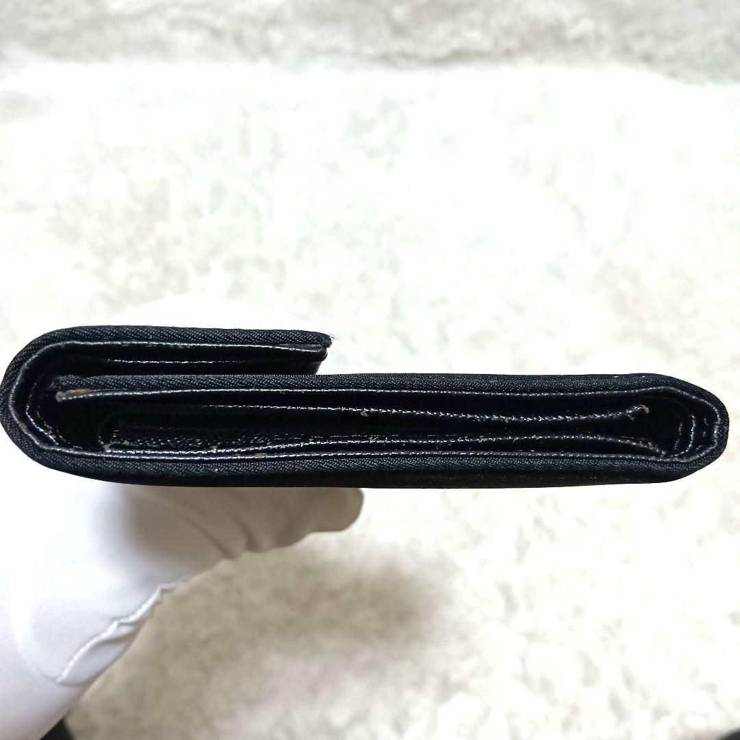 美品　プラダ　三つ折り財布　テスートナイロン　三角ロゴプレート　ブラック　正規品