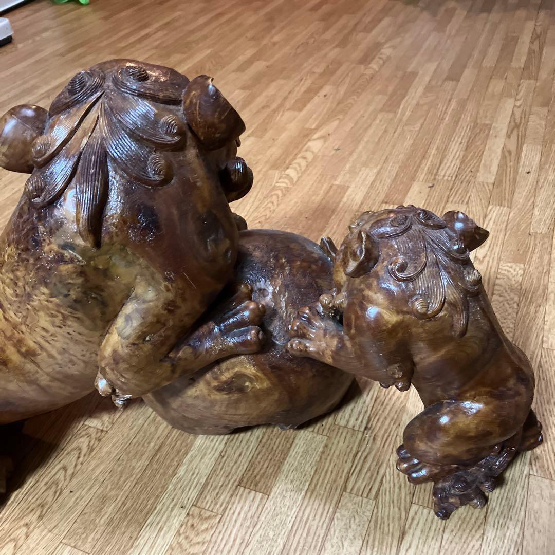 魔除け獅子　木彫