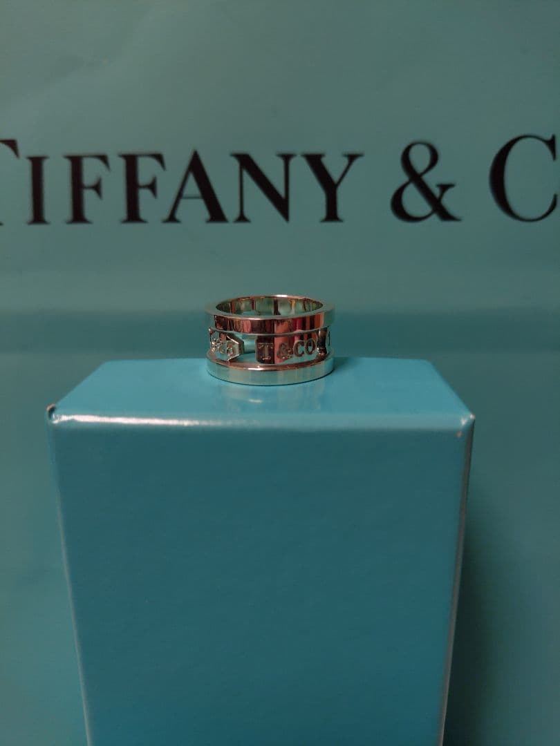 Tiffany & Co.エレメント8号