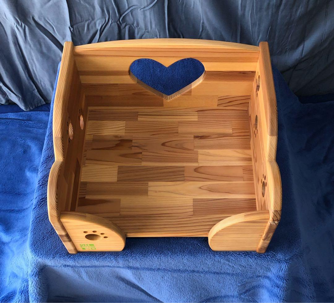 ワンちゃんの腰かけ 木製