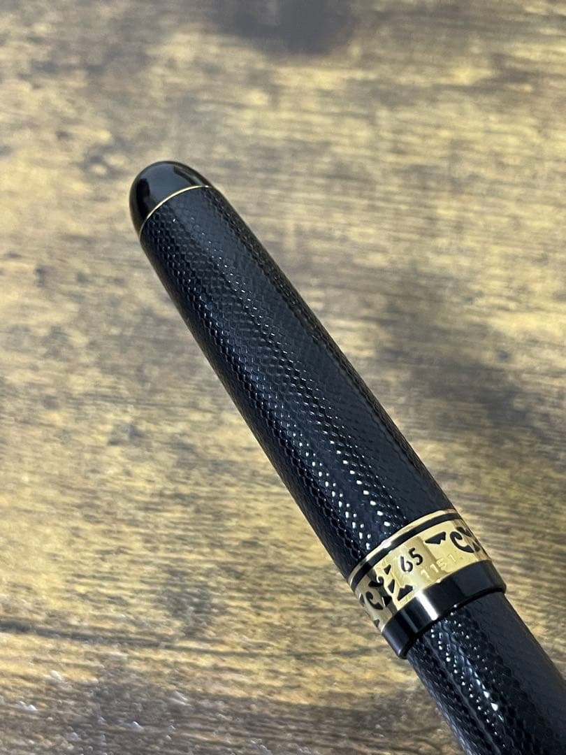 未使用　1983年製　パイロット　創業65周年記念　シリアルナンバー　M 万年筆