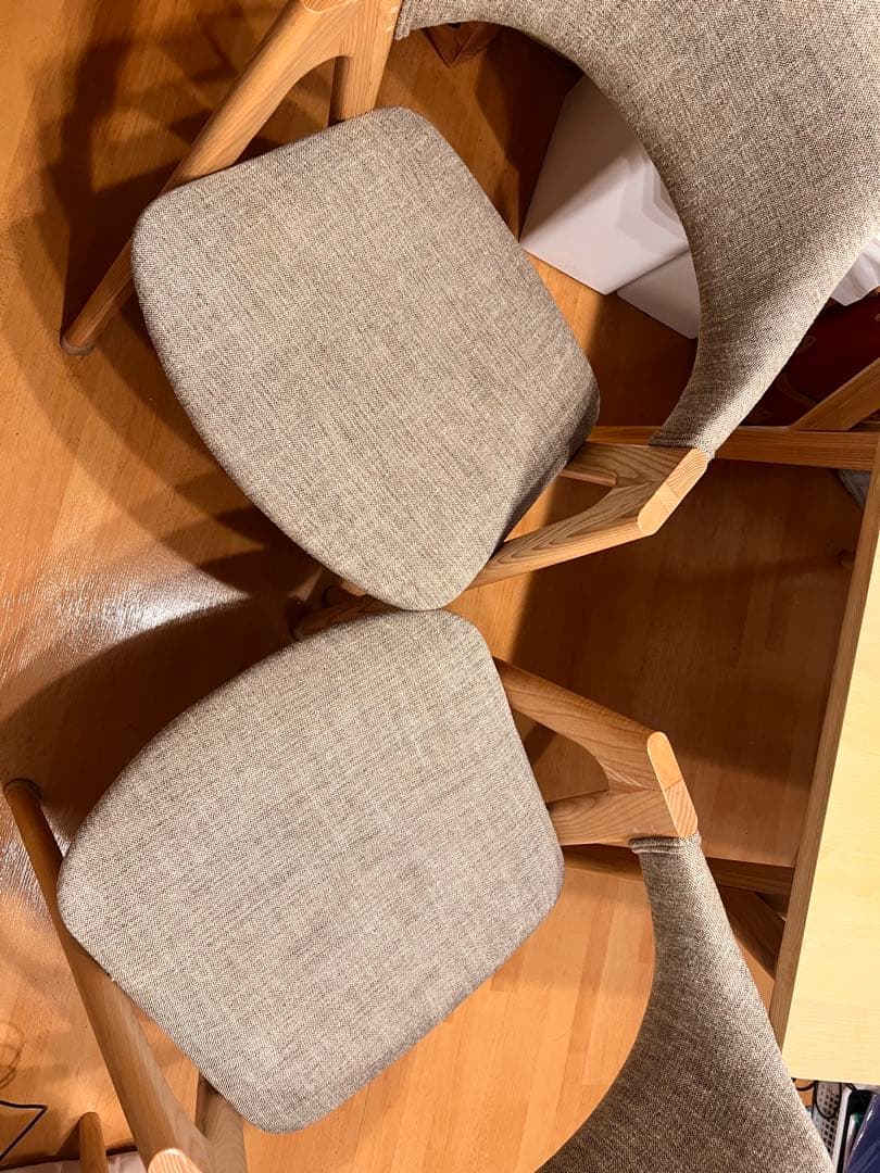 ILALI ダイニングチェア①